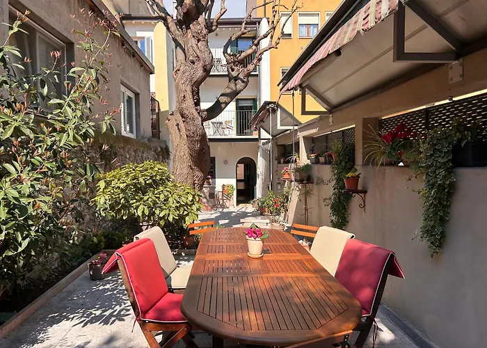 Santa Marta Rooms&Studios Verona